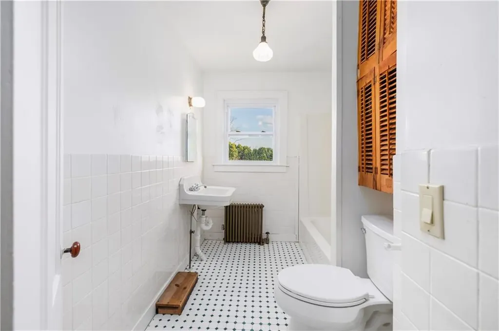 24 Clark Street Westerly RI 02891