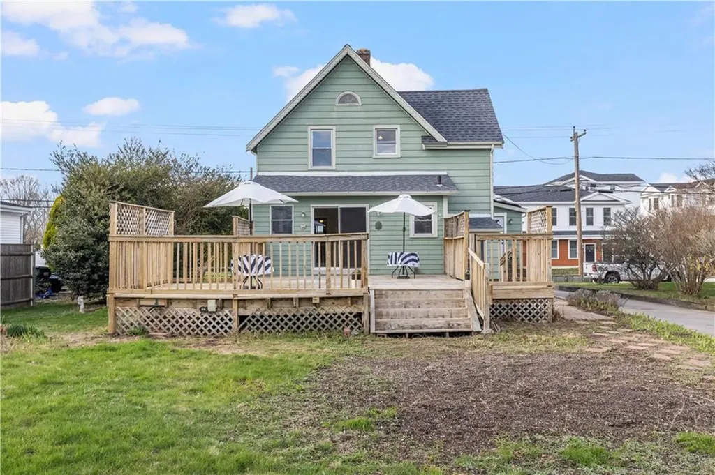 24 Clark Street Westerly RI 02891