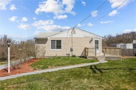 152 Lepes Road Tiverton RI 02878