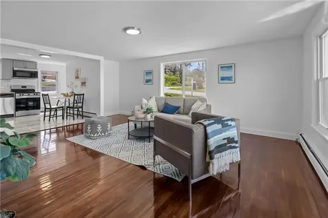 152 Lepes Road Tiverton RI 02878