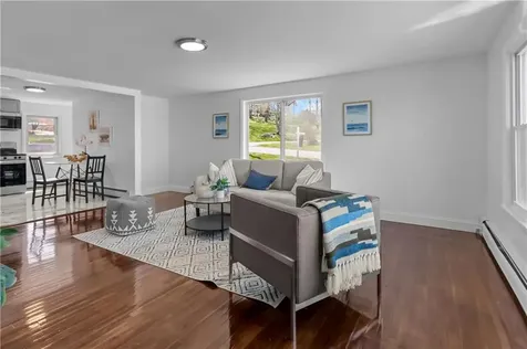 152 Lepes Road Tiverton RI 02878