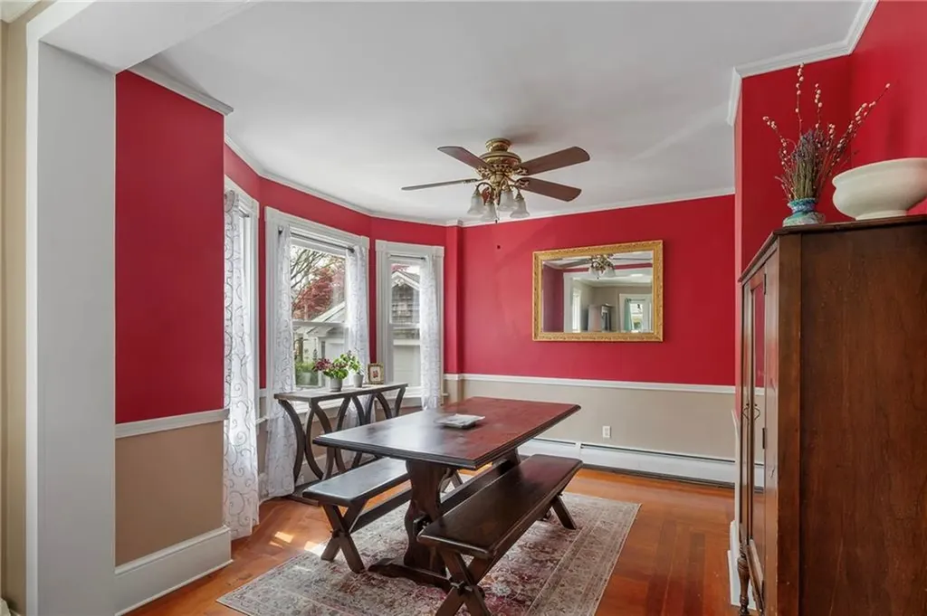 52 Hall Avenue Newport RI 02840