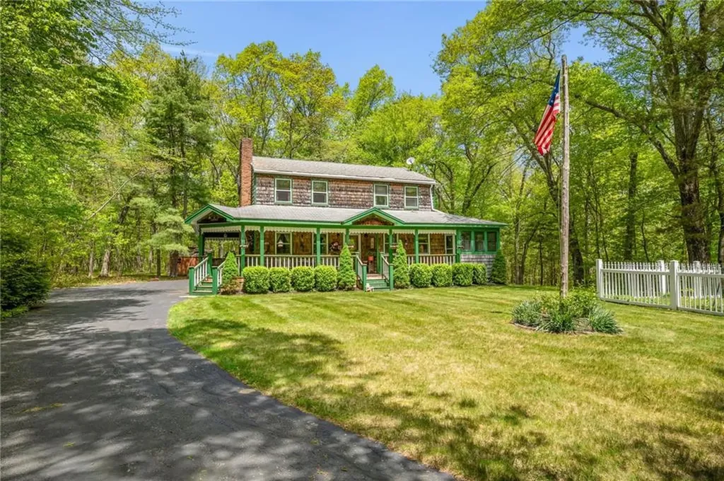 32 Burgess Road Foster RI 02825