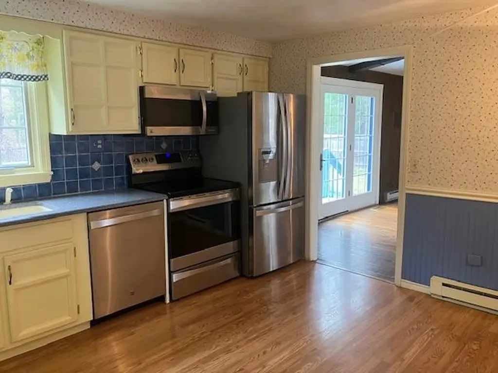 5 Alto Street Warwick RI 02886