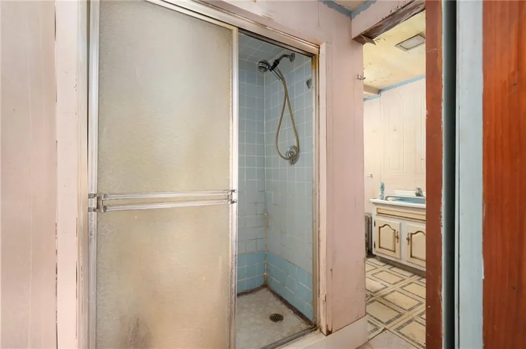 122 124 Cote Avenue Woonsocket RI 02895
