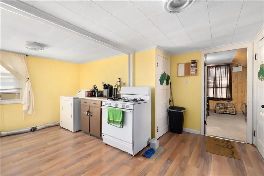 122 124 Cote Avenue Woonsocket RI 02895