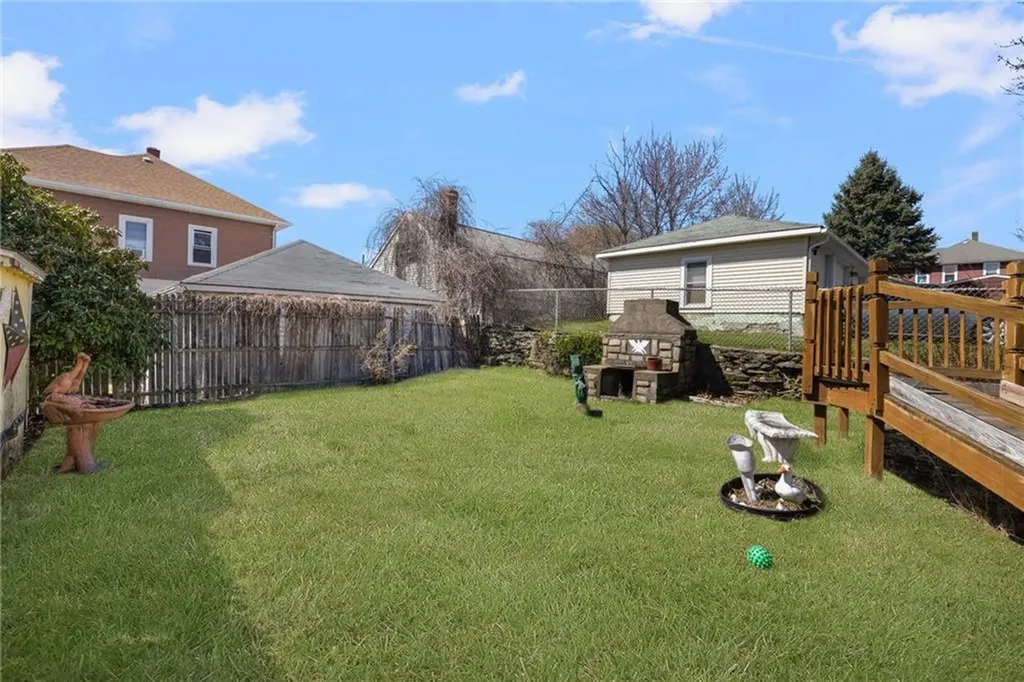 122 124 Cote Avenue Woonsocket RI 02895