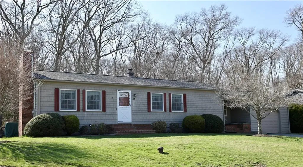 85 Campion Avenue Tiverton RI 02878