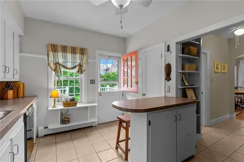 42 Campbell Street Warren RI 02885