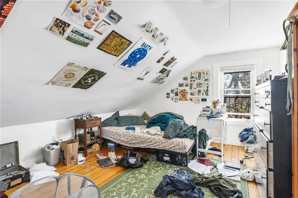 104 Sheldon Street Providence RI 02906