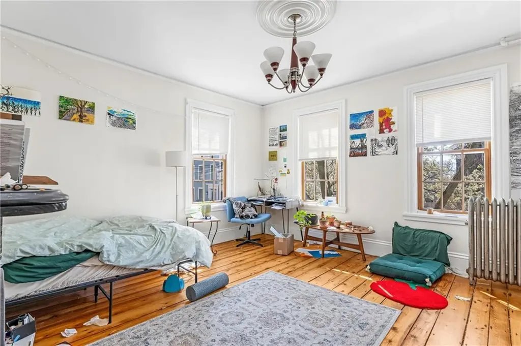 104 Sheldon Street Providence RI 02906