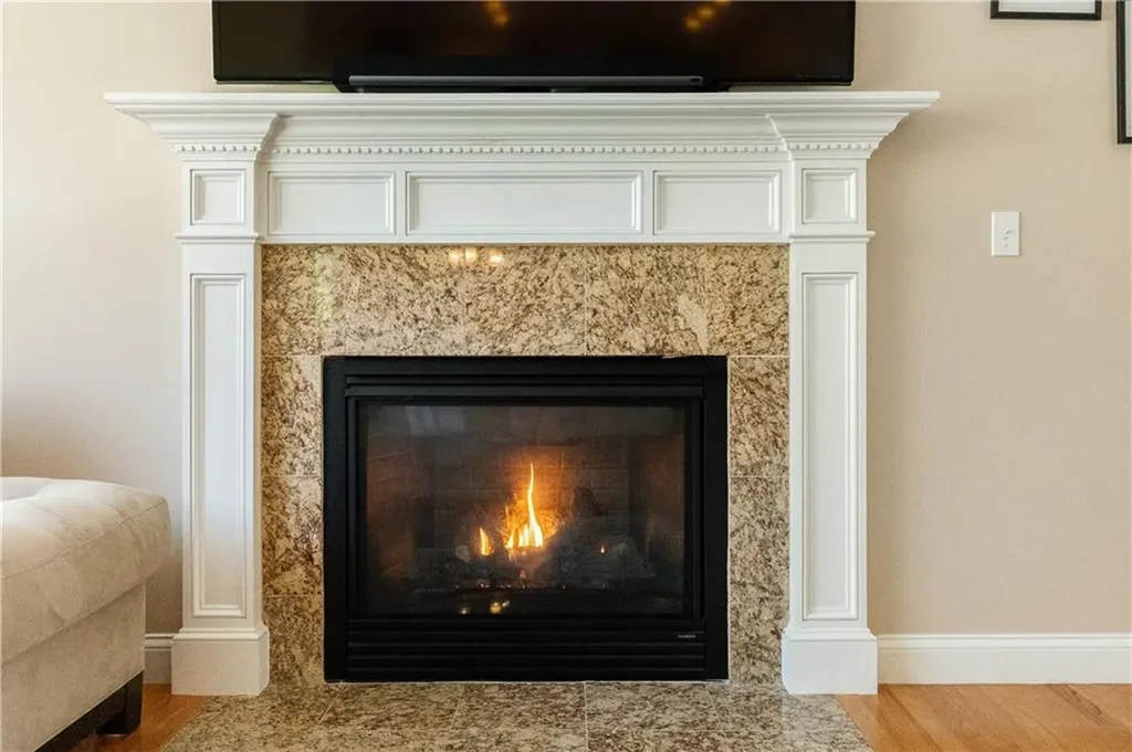 368 Cottrell Road Tiverton RI 02878