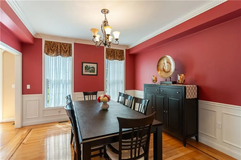 368 Cottrell Road Tiverton RI 02878