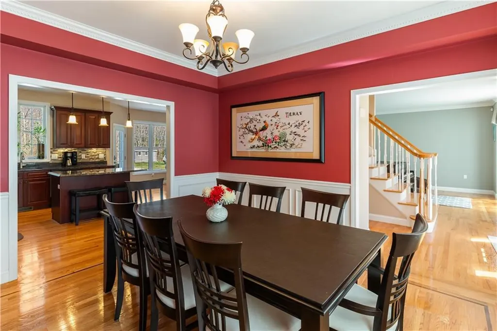 368 Cottrell Road Tiverton RI 02878