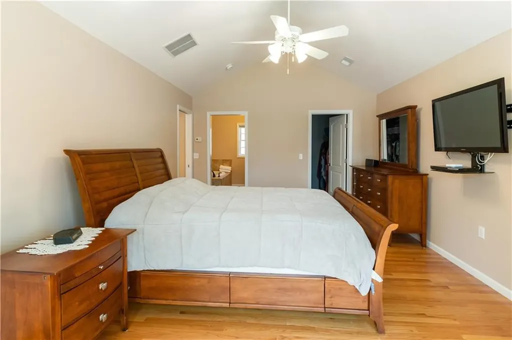 368 Cottrell Road Tiverton RI 02878