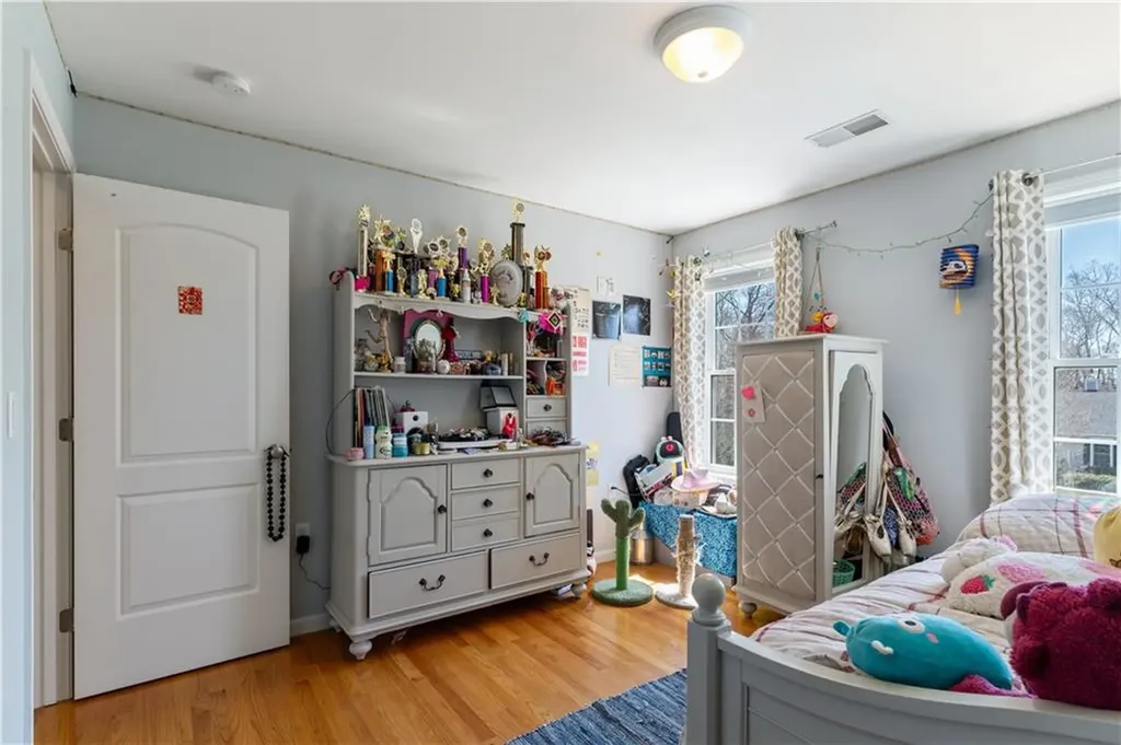 368 Cottrell Road Tiverton RI 02878