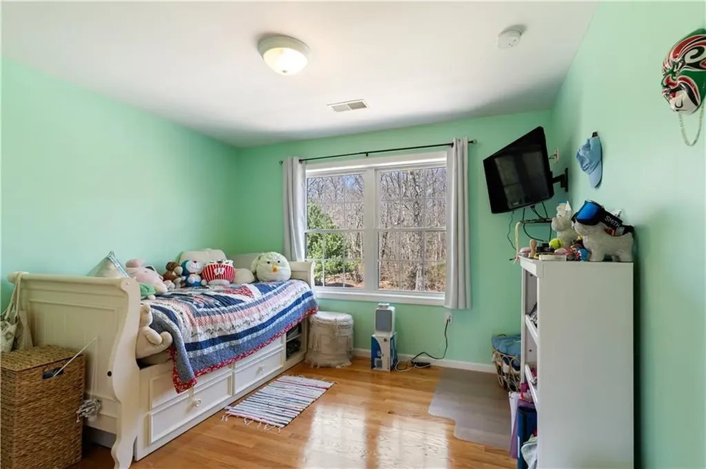 368 Cottrell Road Tiverton RI 02878