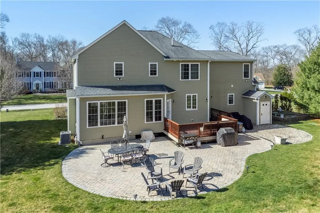 368 Cottrell Road Tiverton RI 02878