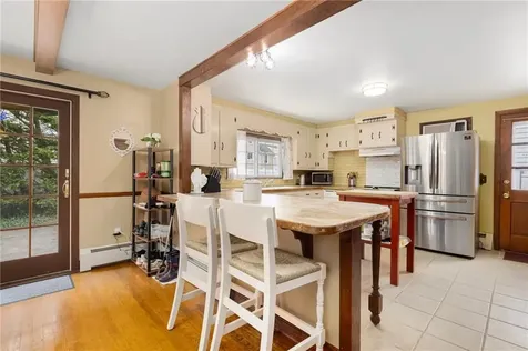 9 Valley Drive Bristol RI 02809