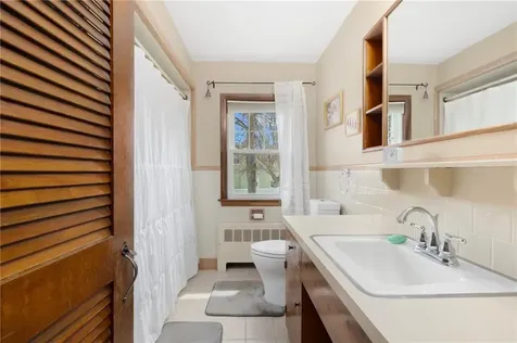 9 Valley Drive Bristol RI 02809