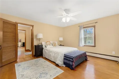 9 Valley Drive Bristol RI 02809