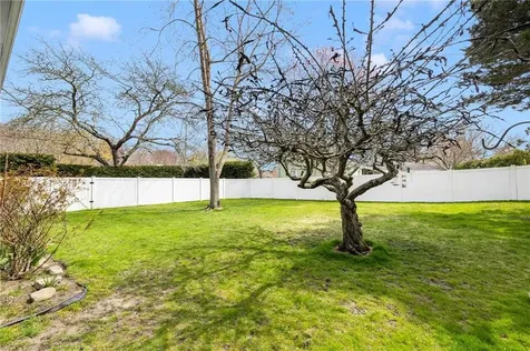 9 Valley Drive Bristol RI 02809