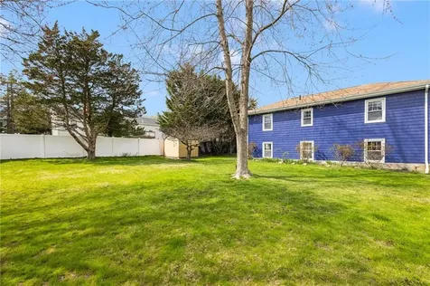 9 Valley Drive Bristol RI 02809