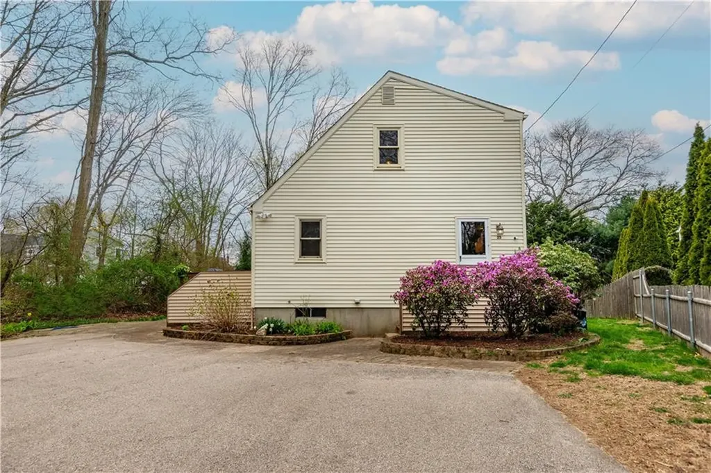 23 Wilson Street South Kingstown RI 02879