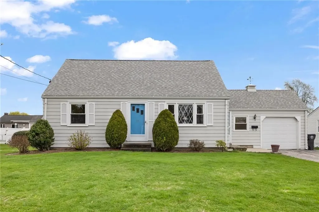 38 Laurelhurst Road Cranston RI 02920