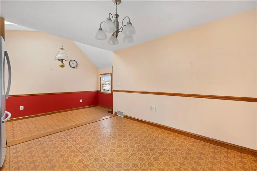 38 Laurelhurst Road Cranston RI 02920