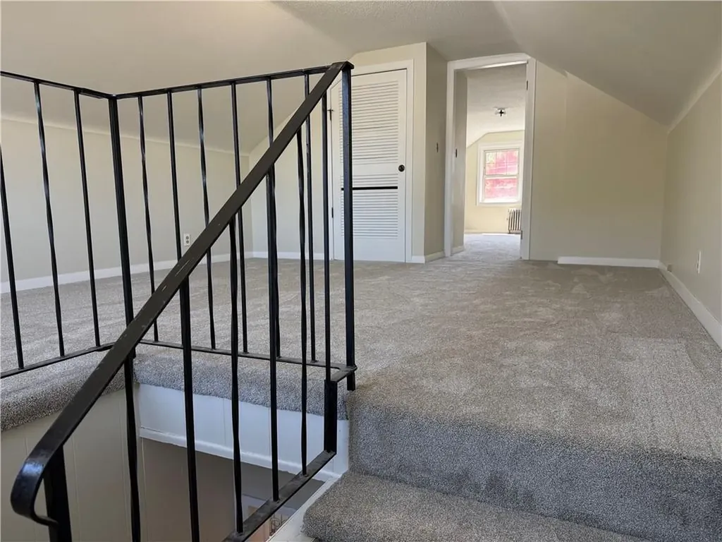 29 Lindy Avenue East Providence RI 02915