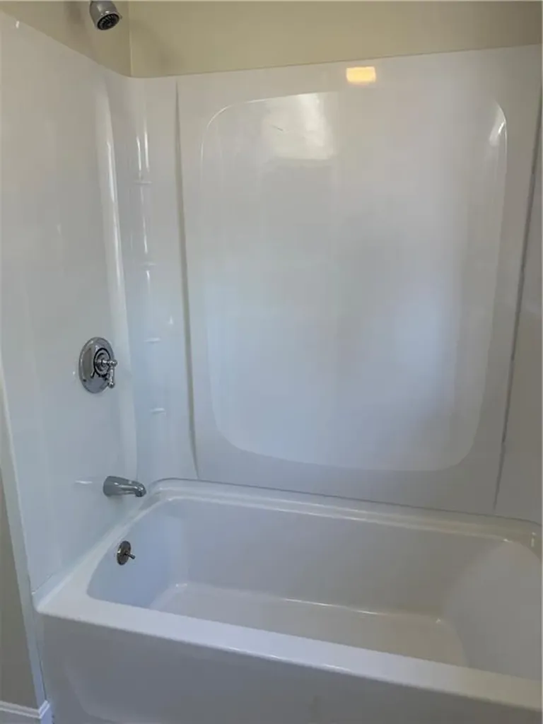 29 Lindy Avenue East Providence RI 02915