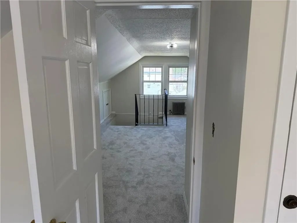 29 Lindy Avenue East Providence RI 02915