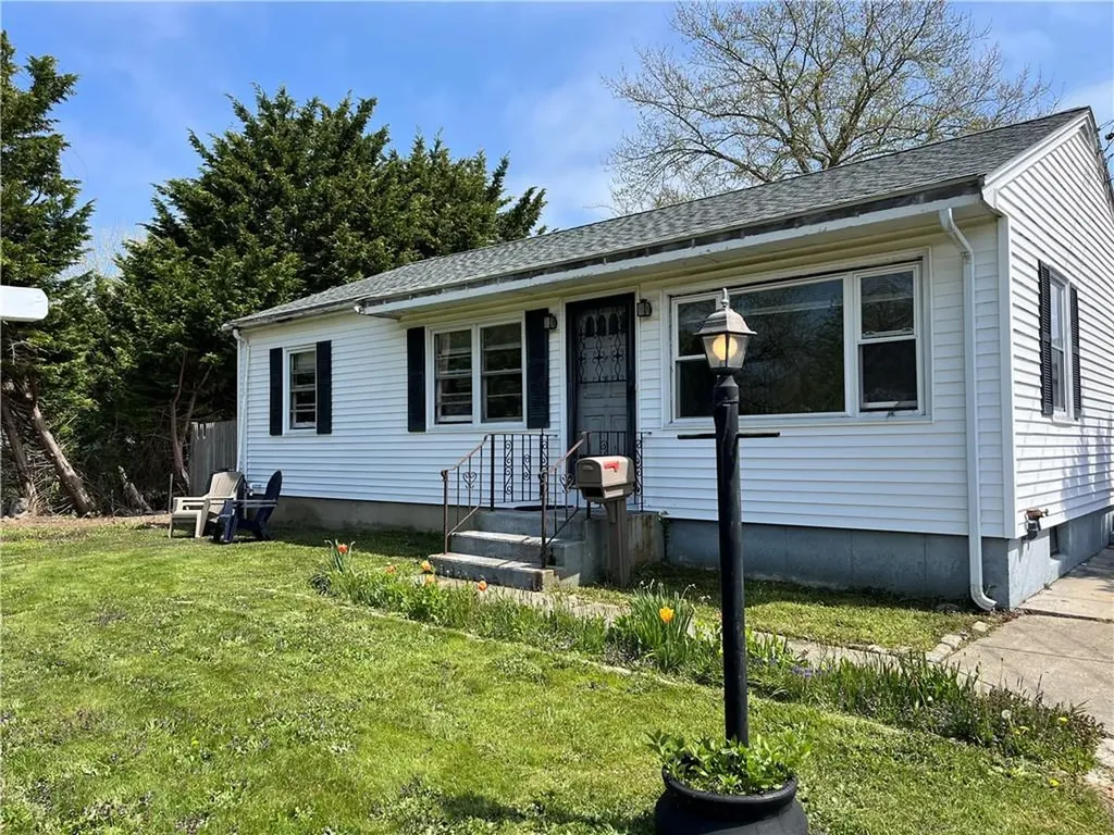 37 Rosedale Terrace Middletown RI 02842