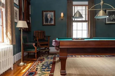 10 Bull Street Newport RI 02840