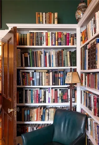 10 Bull Street Newport RI 02840