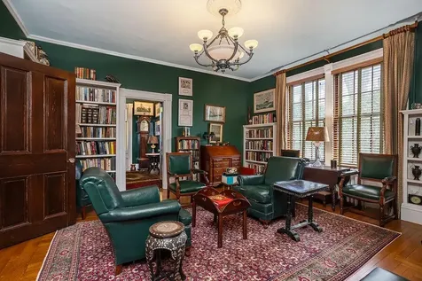 10 Bull Street Newport RI 02840