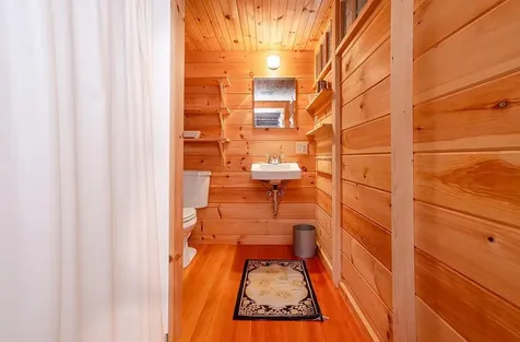 10 Bull Street Newport RI 02840