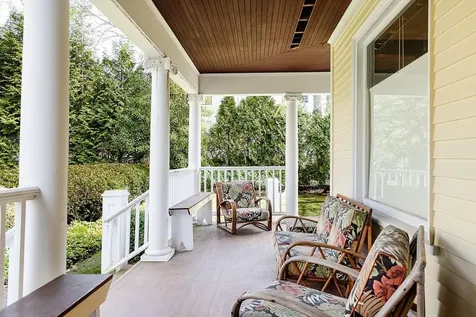 10 Bull Street Newport RI 02840