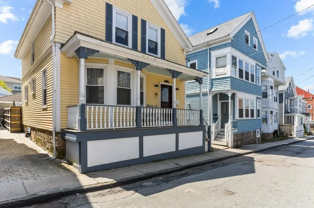 11 Ann Street Newport RI 02840
