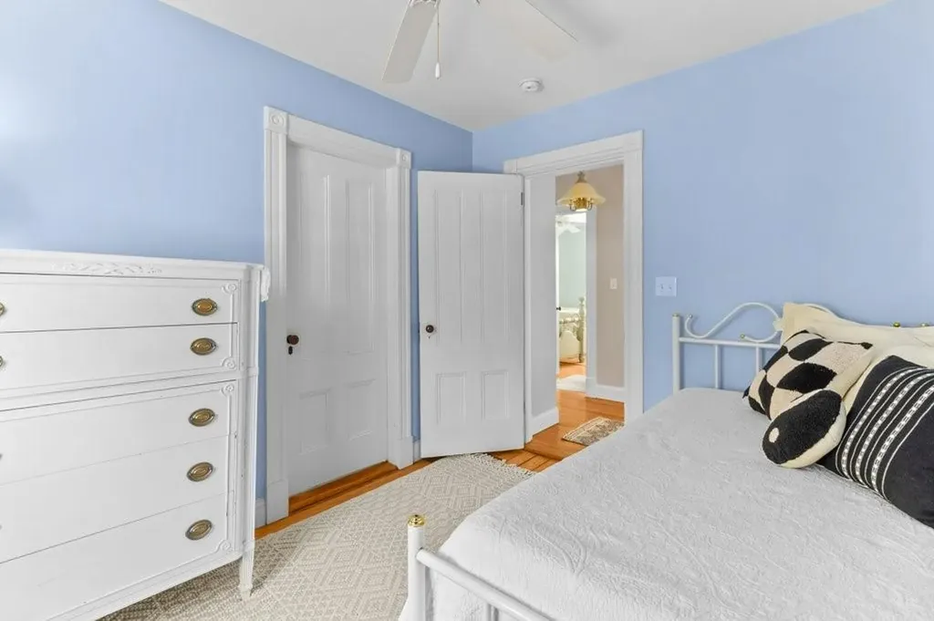 11 Ann Street Newport RI 02840