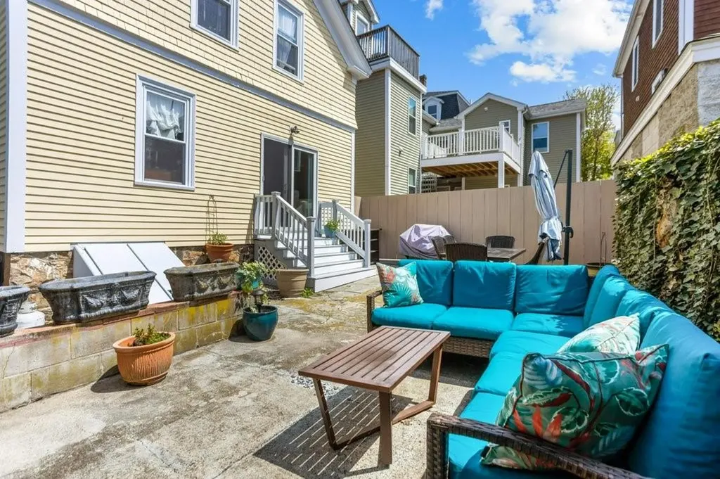 11 Ann Street Newport RI 02840