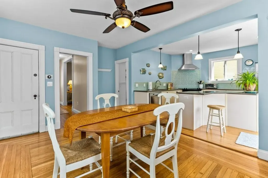 11 Ann Street Newport RI 02840