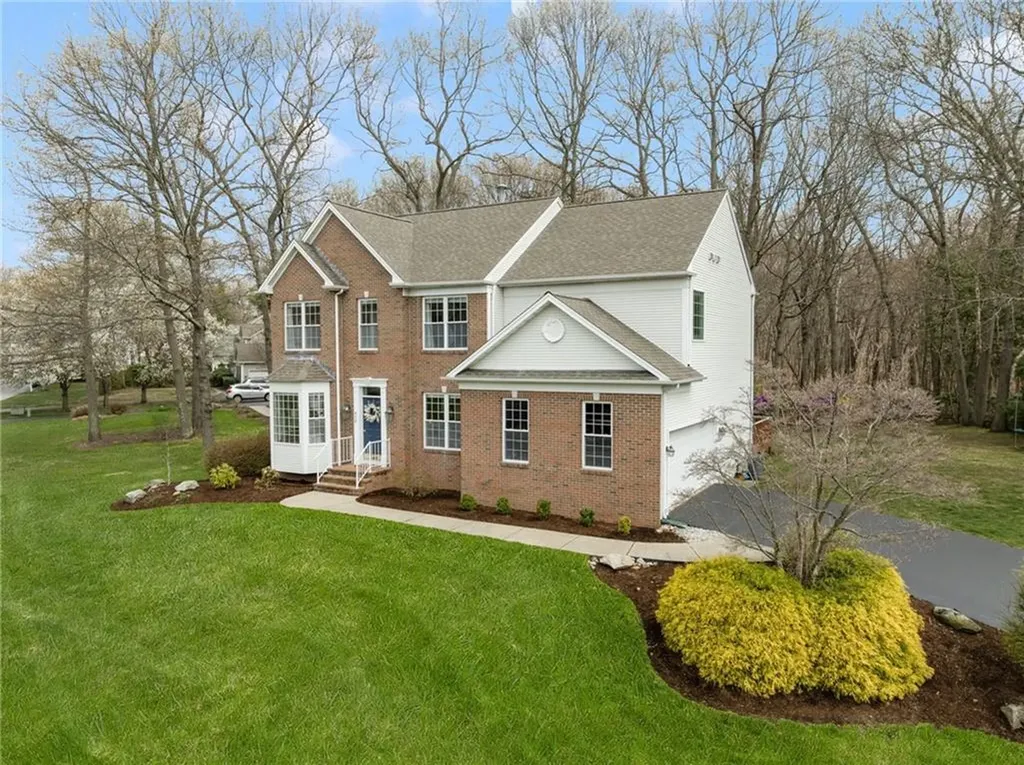 476 Sleepy Hollow Farm Road Warwick RI 02886