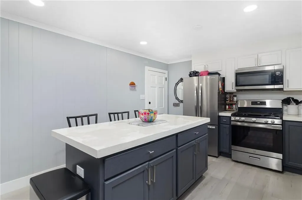 155 Grove Street Providence RI 02909
