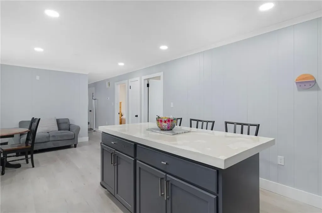 155 Grove Street Providence RI 02909