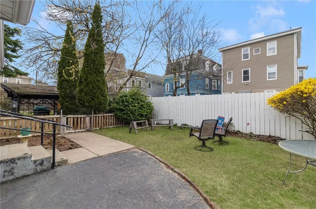 155 Grove Street Providence RI 02909