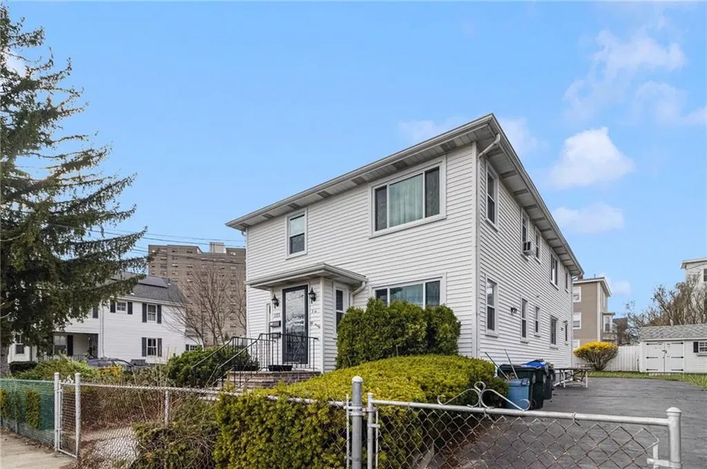 155 Grove Street Providence RI 02909