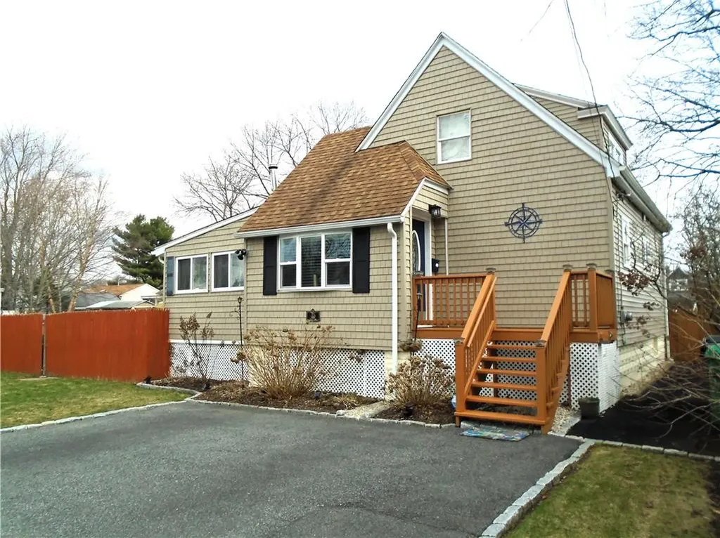 40 Arlee Street Warwick RI 02889