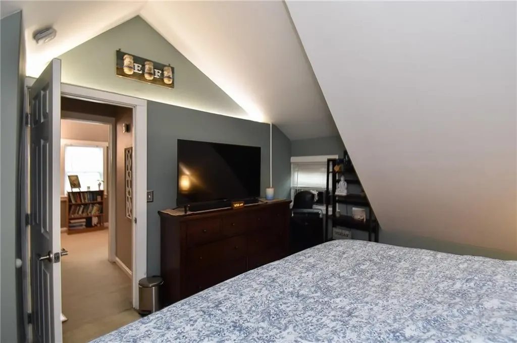 40 Arlee Street Warwick RI 02889